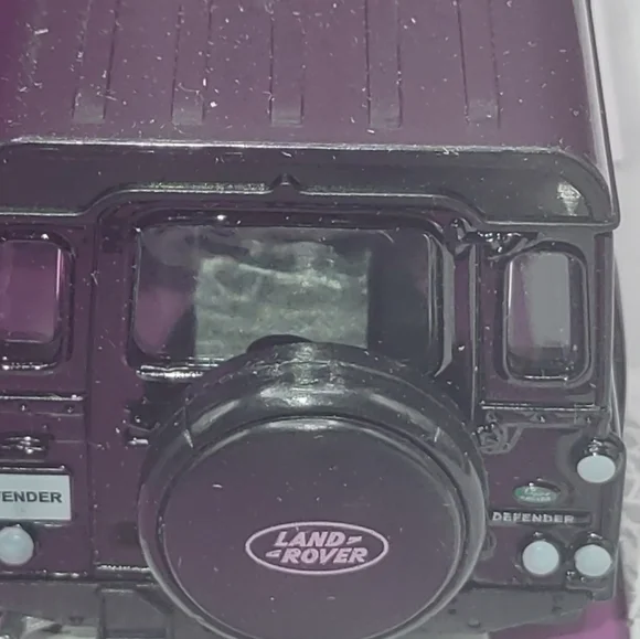 Land Rover - Picture 5 of 5